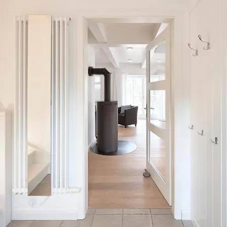 Semesterbostad Haus Evje Utersum